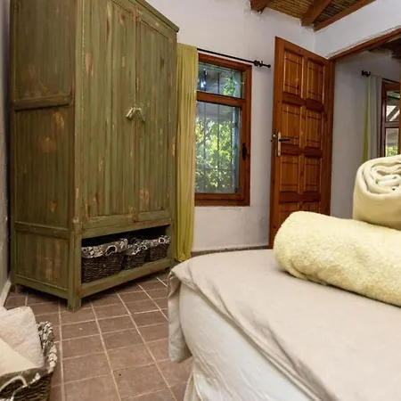 Cozy House With Garden In Bodrum Hotel Bitez
