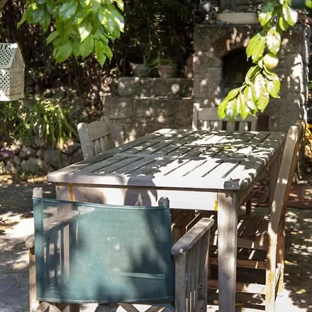 Cozy House With Garden In Bodrum Otel